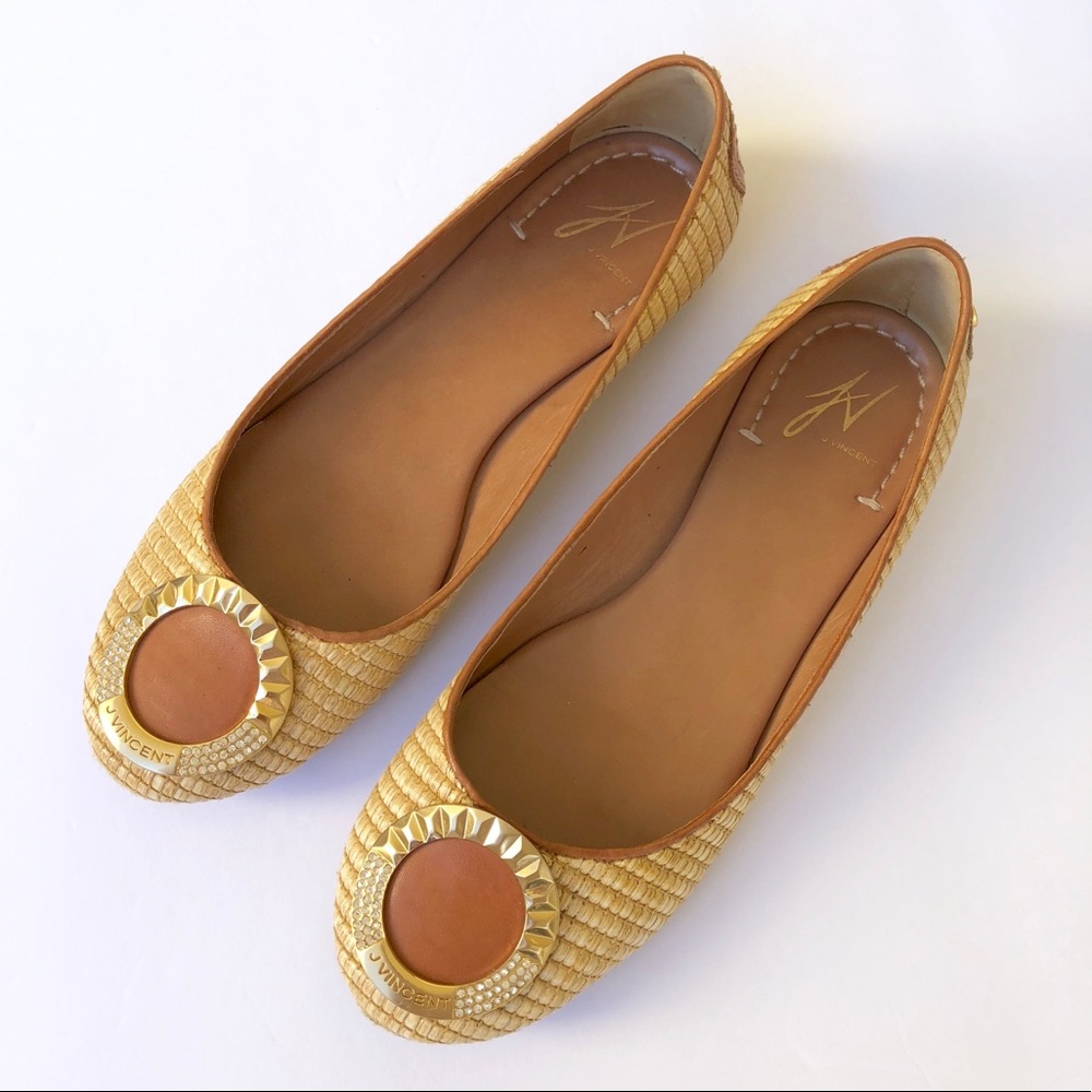 J Vincent straw medallion flats Sz 6